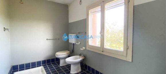 7 bedrooms House in Rolo, Italy No. 59559 44