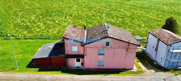 7 bedrooms House in Rolo, Italy No. 59559 35