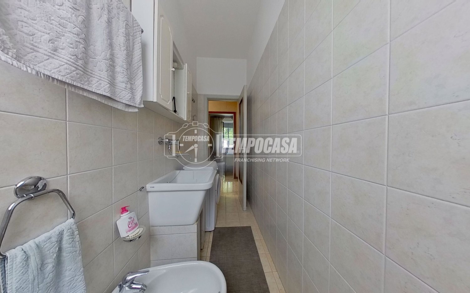 Apartamento de 4 habitaciónes en Seveso, Italy No. 305120