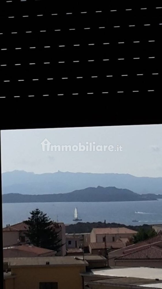 3 غرف نوم شقة في La Maddalena, Italy رقم 252210