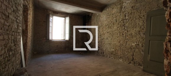 384m² Building in Bagnacavallo, Italy No. 289748 29