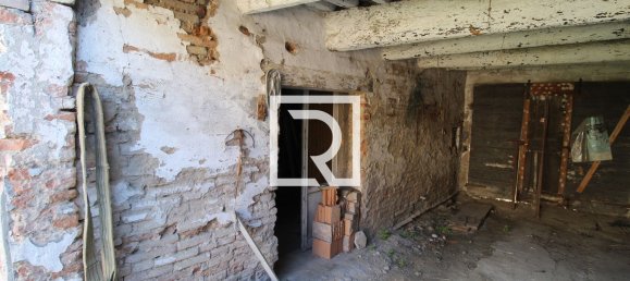 384m² Building in Bagnacavallo, Italy No. 289748 26