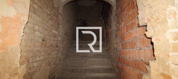 384m² Building in Bagnacavallo, Italy No. 289748 6