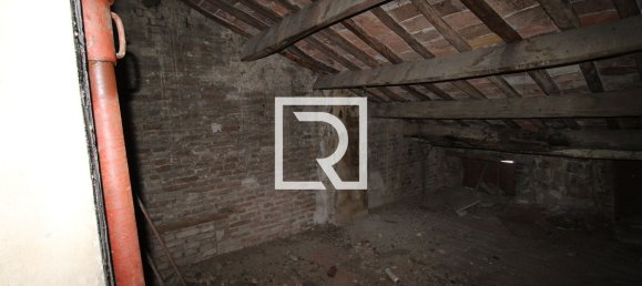 384m² Building in Bagnacavallo, Italy No. 289748 21