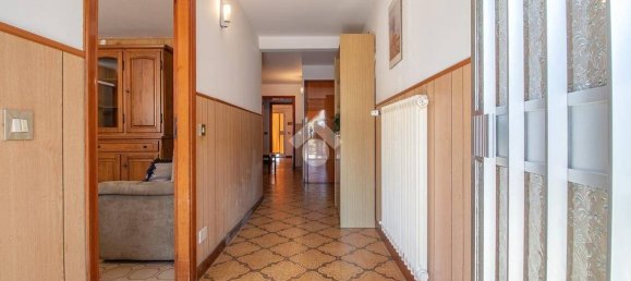 4 bedrooms Villa in Ravenna, Italy No. 285319 4