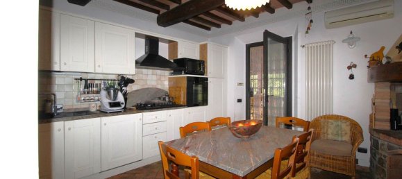 7-salle Villa à Poggibonsi, Italy No. 78287 9