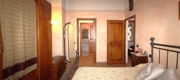 7-salle Villa à Poggibonsi, Italy No. 78287 15