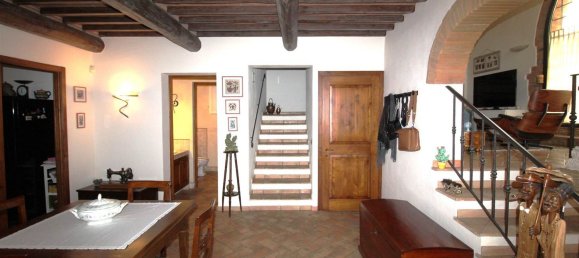 7-salle Villa à Poggibonsi, Italy No. 78287 8