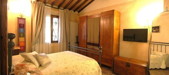 7-salle Villa à Poggibonsi, Italy No. 78287 14