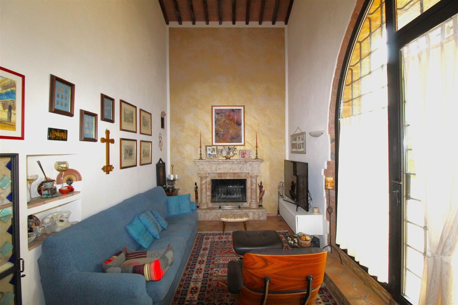 7-salle Villa à Poggibonsi, Italy No. 78287