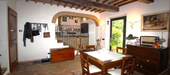 7-salle Villa à Poggibonsi, Italy No. 78287 6