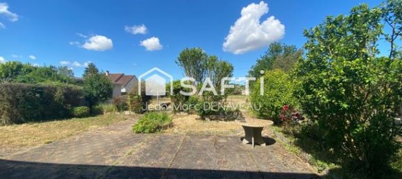 4 Schlafzimmer Haus in Richelieu, France, Nr. 301550 3