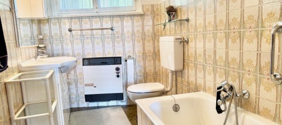 3 Schlafzimmer Villa in Cadegliano-Viconago, Italy, Nr. 265638 9