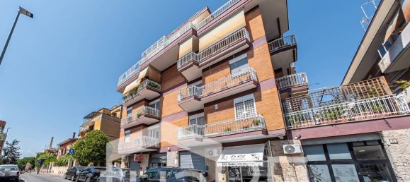 1 room Office in Rome, Italy No. 292183 2