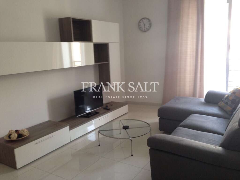 3 غرف نوم طابقين في Swieqi, Malta رقم 3886