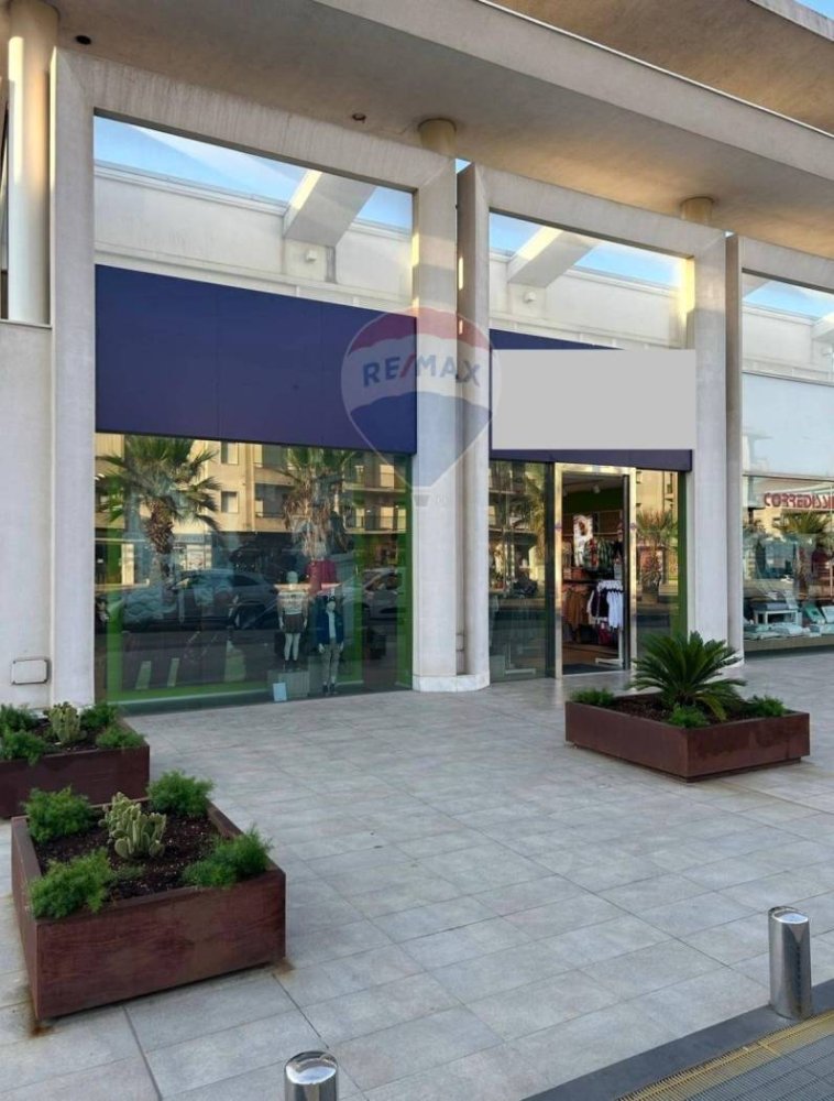 Imóvel comercial de 1 divisão em Caltagirone, Italy N.º 271525