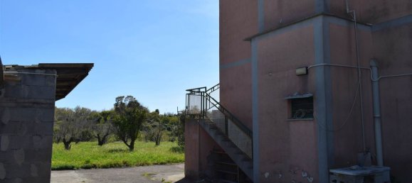 Edificio en Acireale, Italy 210 m² No. 372376 2