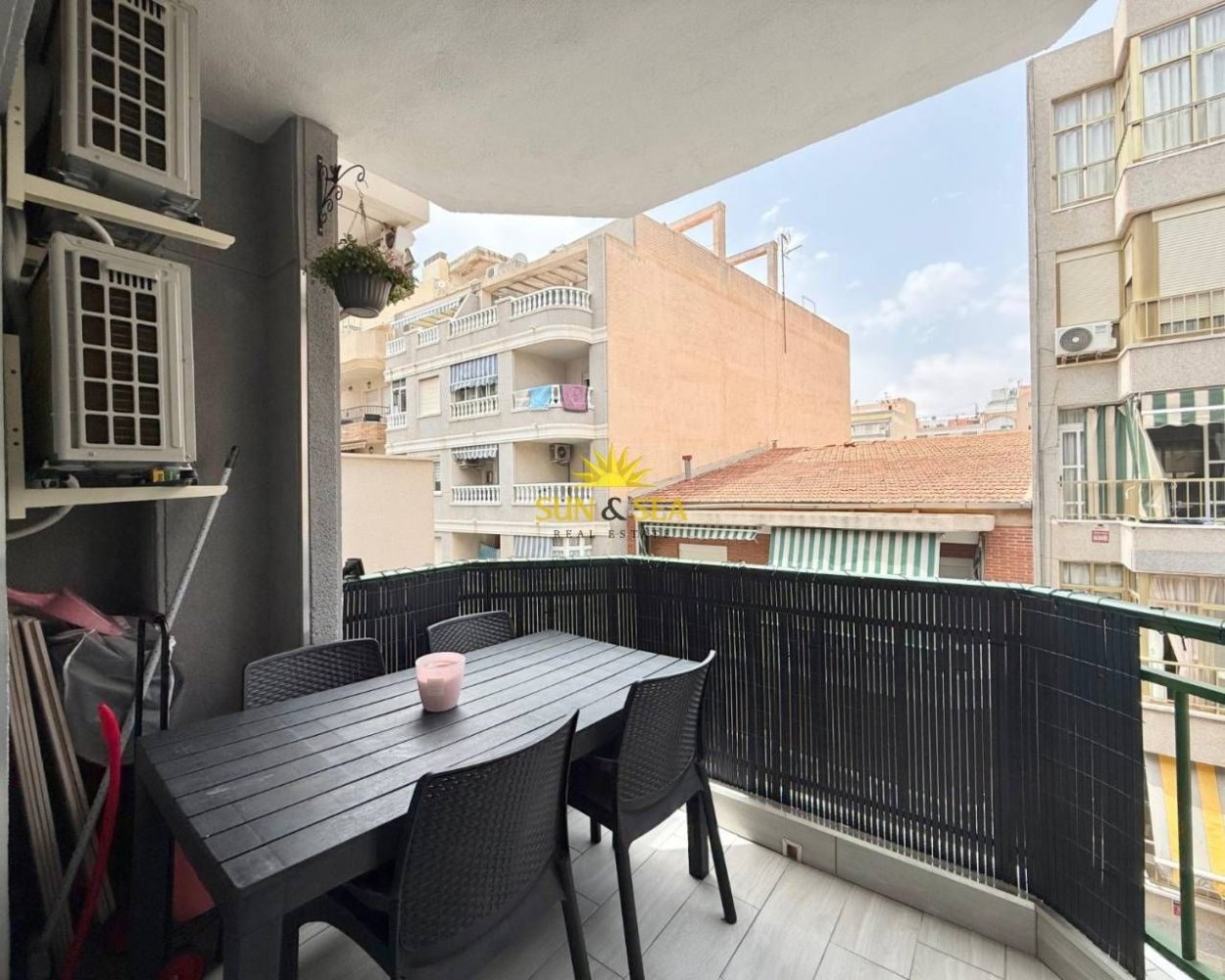 2 chambres Appartement à Torrevieja, Spain No. 142058