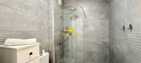 2 chambres Appartement à Torrevieja, Spain No. 142058 7