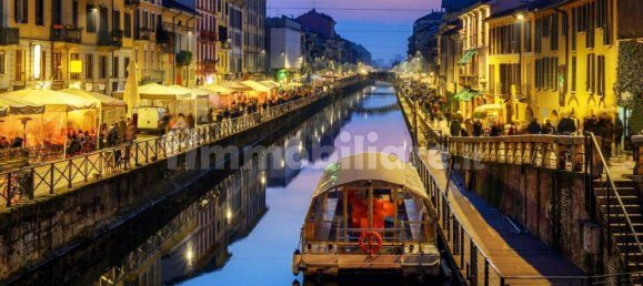 5 rooms Office in Milan, Italy No. 375012 9