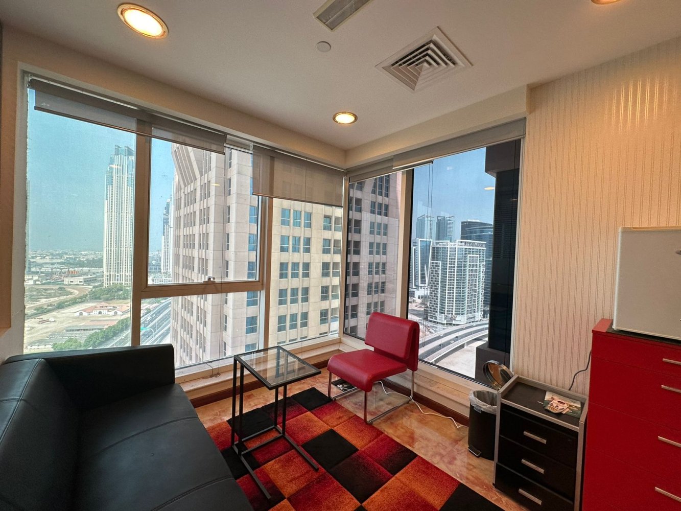 Bureau à Business Bay, UAE 58m² No. 12925