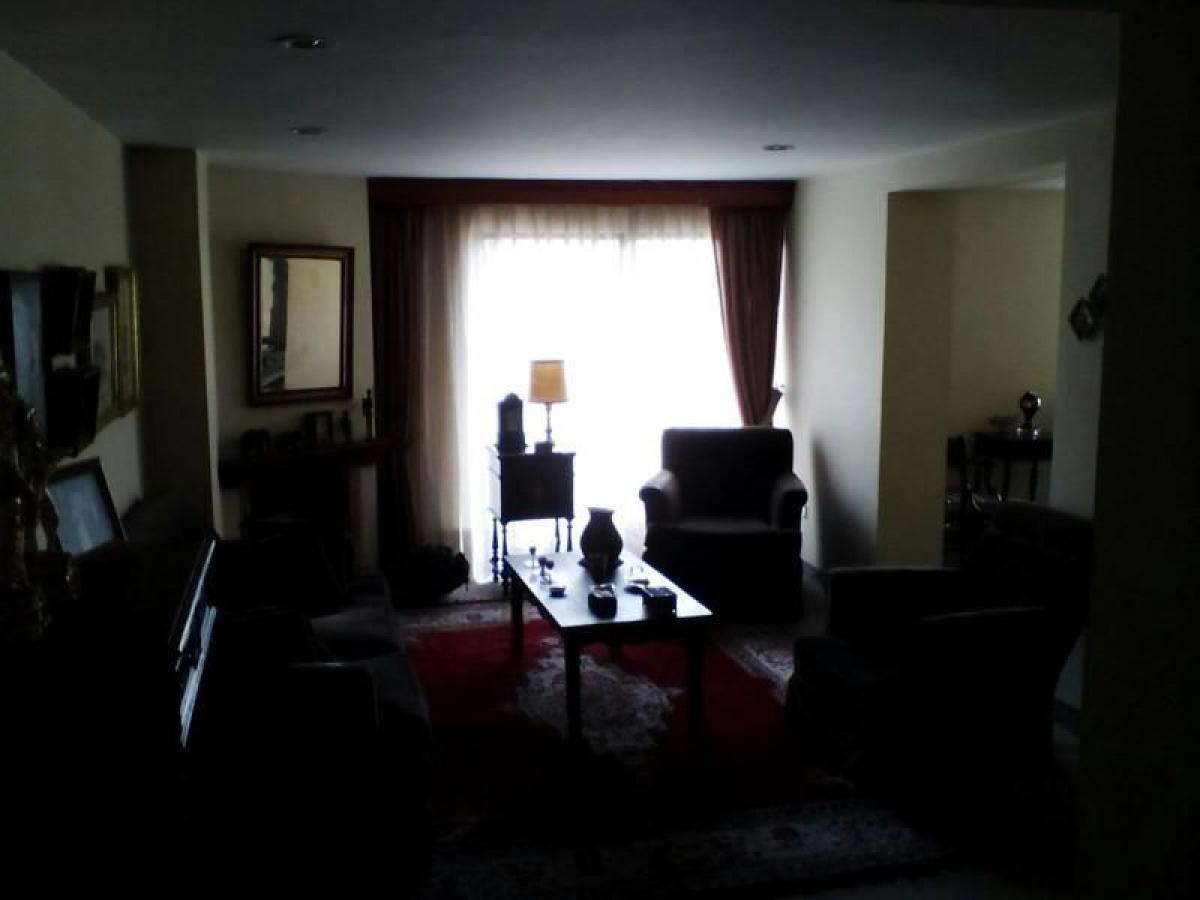 Casa de 3 dormitorios en Bogotá, Colombia No. 12176