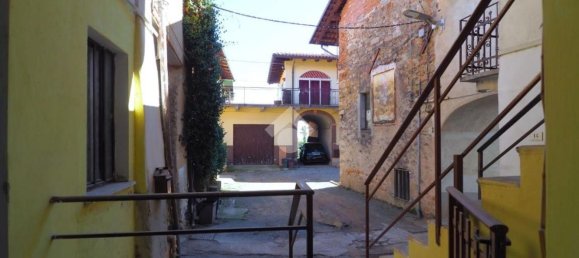 5 rooms House in Masserano, Italy No. 173965 3