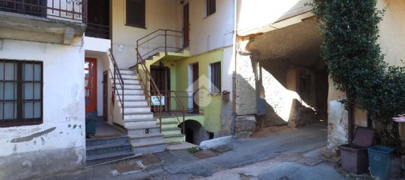5 rooms House in Masserano, Italy No. 173965 2