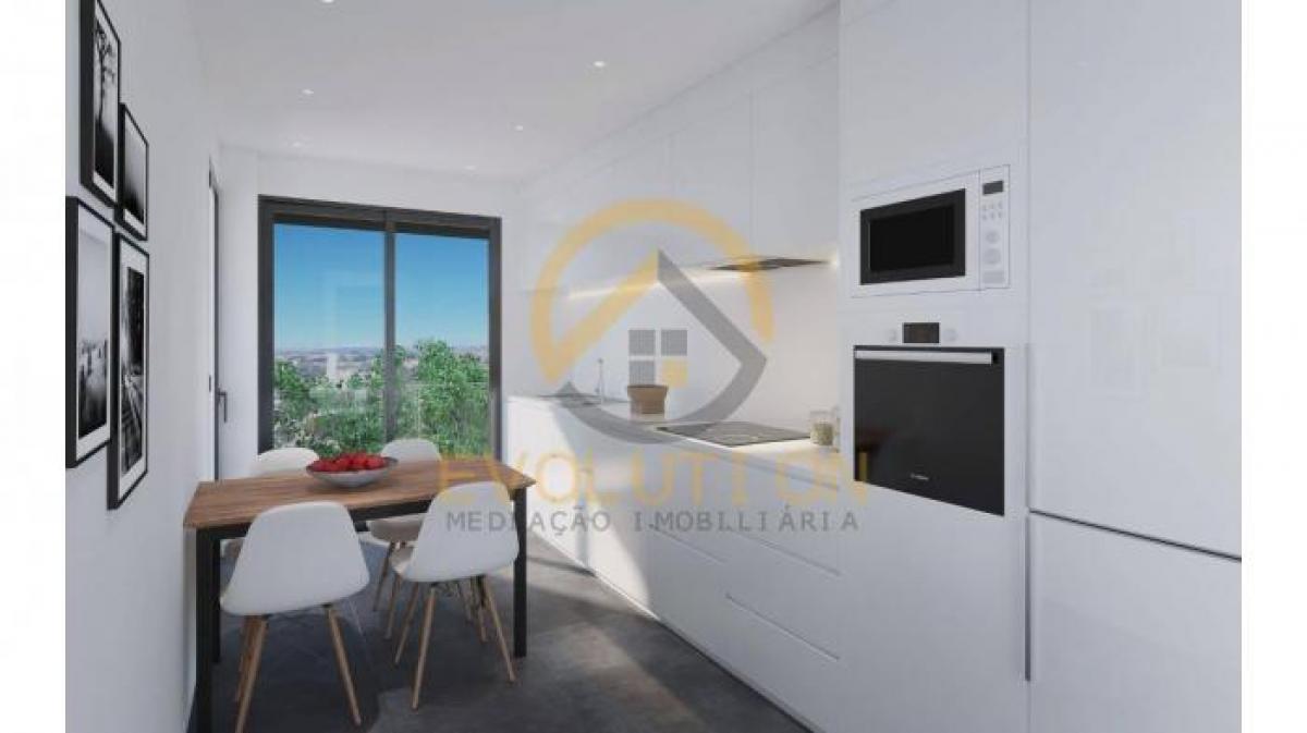 2 bedrooms Apartment in Porto, Portugal No. 5119