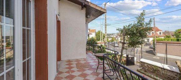 3 Schlafzimmer Haus in Villemomble, France, Nr. 310784 14