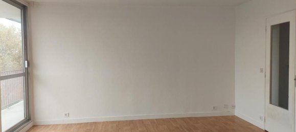 Apartamento de 2 dormitorios en Nogent-sur-Oise, France No. 157468 12