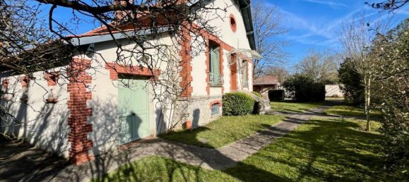 3 bedrooms House in Beaumont-du-Gatinais, France No. 192054 16
