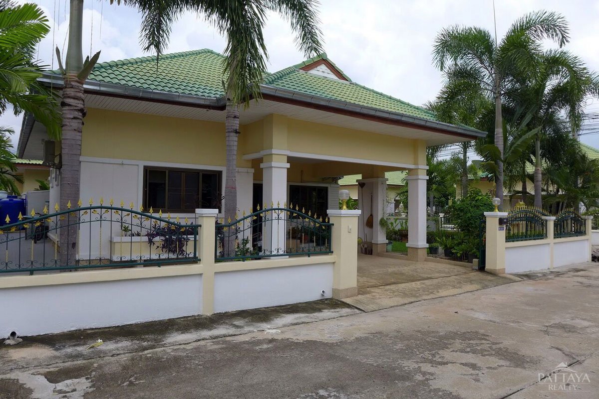 Café/restaurante de 3 dormitorios en Pattaya, Thailand No. 4038