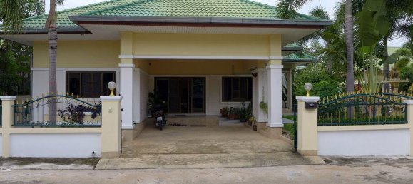 Café/restaurante de 3 dormitorios en Pattaya, Thailand No. 4038 2