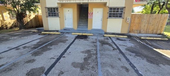 410.72m² Land for sale in Miami, Miami-Dade, Florida, USA № 614173 27