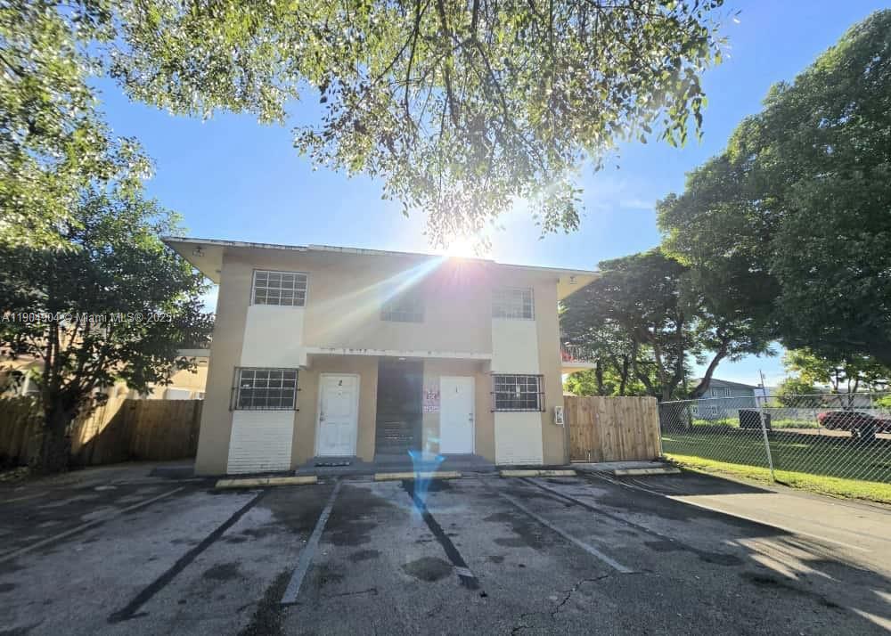 410.72m² Land for sale in Miami, Miami-Dade, Florida, USA № 614173