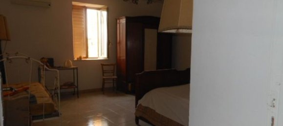 7 rooms Villa in Teano, Italy No. 71659 6