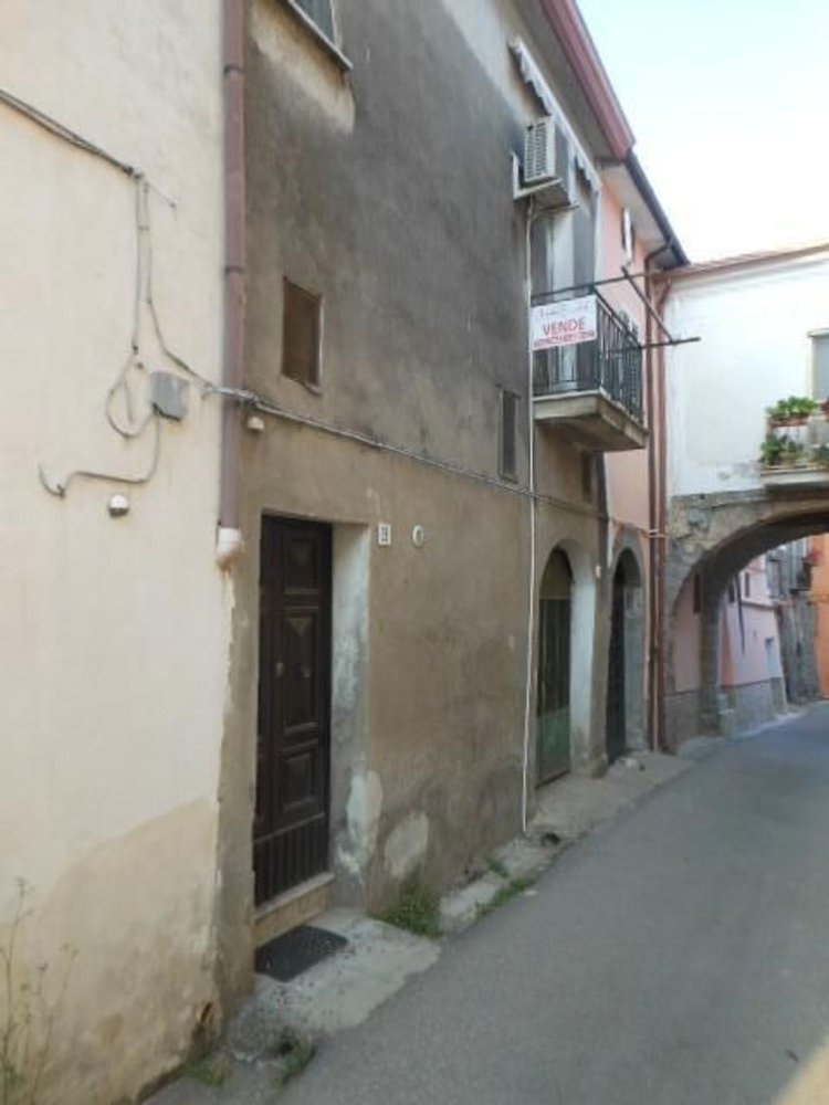 7 rooms Villa in Teano, Italy No. 71659