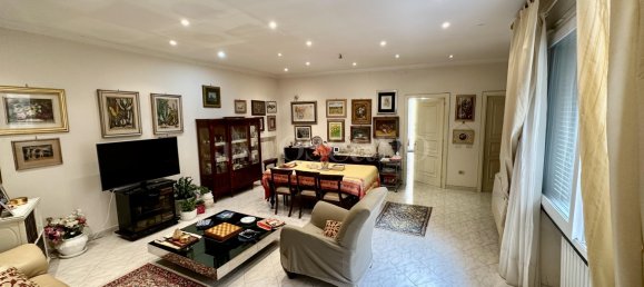 Edificio de 10 habitaciónes en Caserta, Italy No. 228463 40