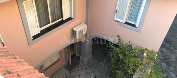 Edificio de 10 habitaciónes en Caserta, Italy No. 228463 6