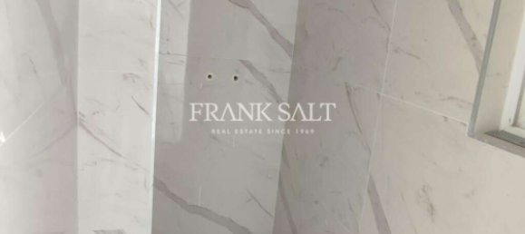 Квартира с 2 спальнями в Меллиха, Мальта № 2177 5