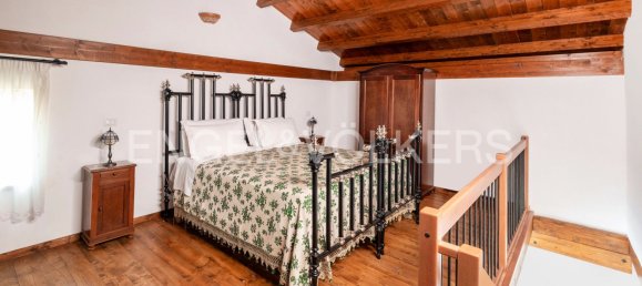 Дом с 15 спальнями в Вилла Кастелли, Италия № 127244 7