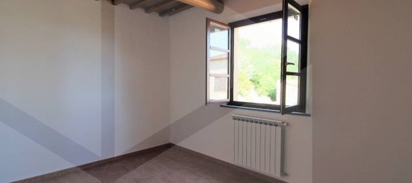 3 rooms Apartment in Chianni, Italy No. 24116 11