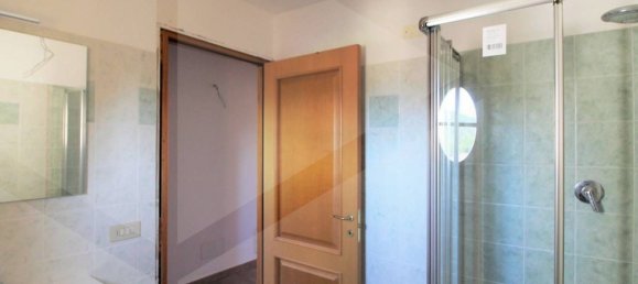 3 rooms Apartment in Chianni, Italy No. 24116 8