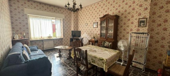 Apartamento de 3 divisões em Verzuolo, Italy N.º 22023 3