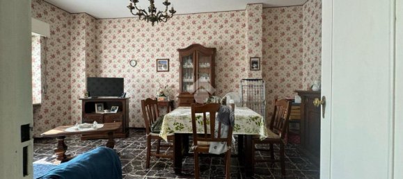 Apartamento de 3 divisões em Verzuolo, Italy N.º 22023 7