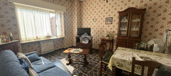 Apartamento de 3 divisões em Verzuolo, Italy N.º 22023 6