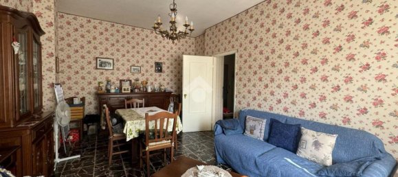 Apartamento de 3 divisões em Verzuolo, Italy N.º 22023 4