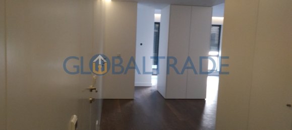 4 Schlafzimmer Wohnung in Porto, Portugal, Nr. 78907 15