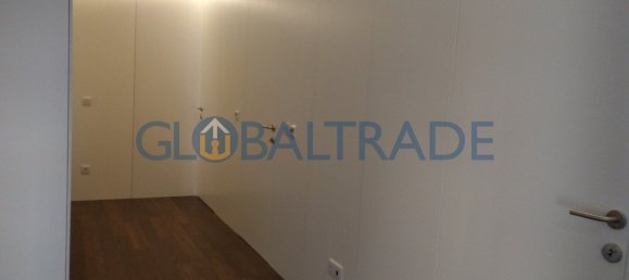 4 Schlafzimmer Wohnung in Porto, Portugal, Nr. 78907 19